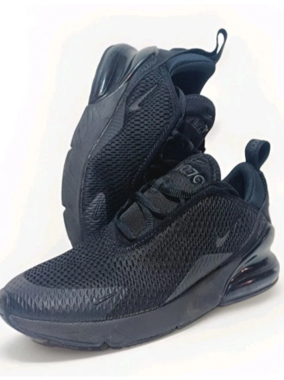 Nike Air Max 270 Triple Black kids Sneakers, Size 3Y AO2372-006